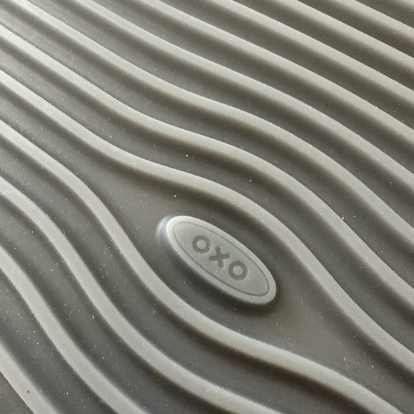 OXO Silicone Glass Drying Mat - Picture 2 of 2